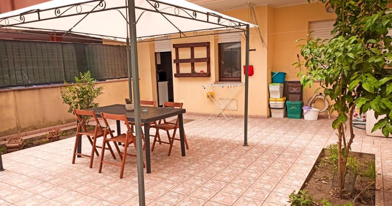 Domumontegrappa - Appartamento Indipendente Con Giardino - Sestu Exteriér fotografie